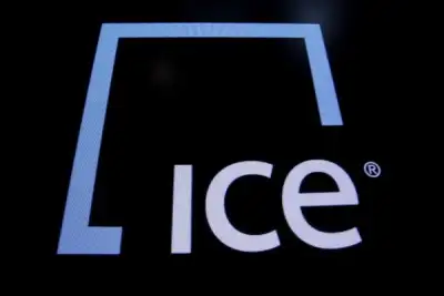 Image for ICE European carbon trade suspended briefly on first day of migration