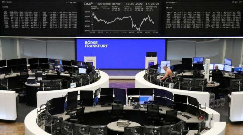 Image for European stocks drop as Russia-Ukraine tensions escalate