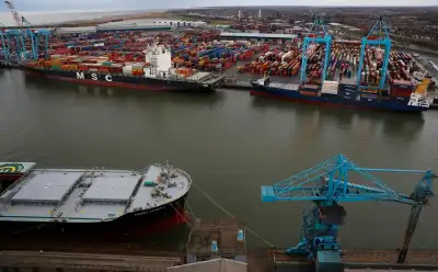 Image for UK to implement carbon levy on imported goods by 2027