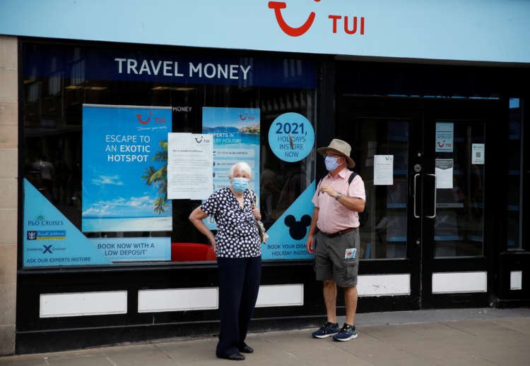 TUI travel agency storefront amidst UK retail crisis - Global Banking & Finance Review