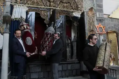 Image for After decades in exile, Syria's Jews visit Damascus