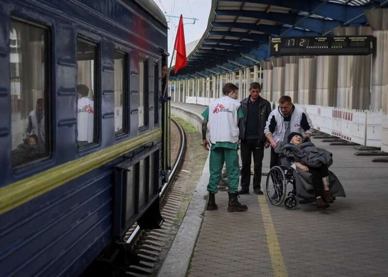 Image for Ukraine health emergency sparks rival resolutions at WHO assembly