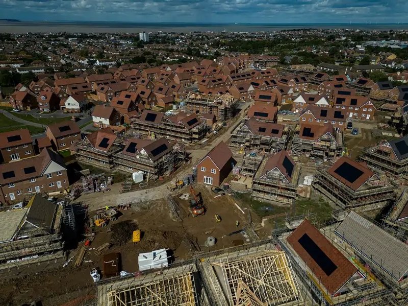 Image for UK mortgage approvals rise to highest since August 2022