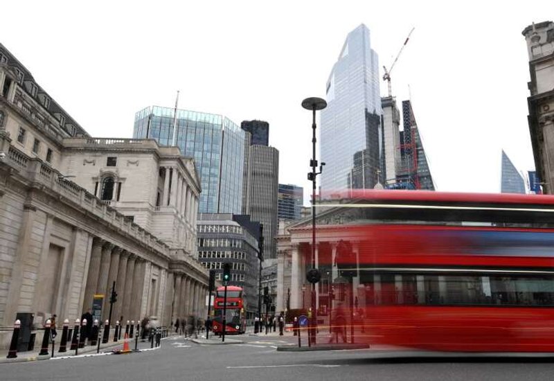 Image for BoE torn over whether to join big rate hike club