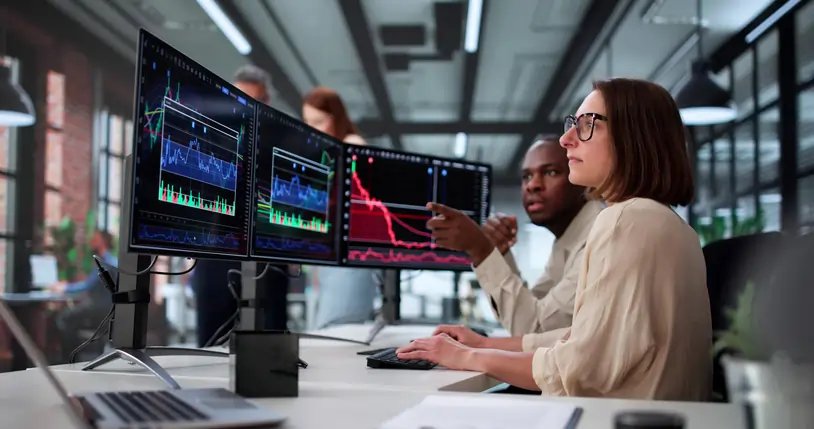 Top Ways Forex Traders Benefit From Peer-to-Peer Learning - Trading news and analysis from Global Banking & Finance Review