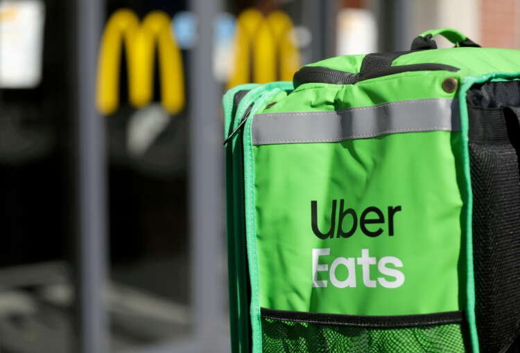 Food delivery apps DoorDash, Grubhub, and Uber Eats challenge NYC commission cap laws - Global Banking & Finance Review