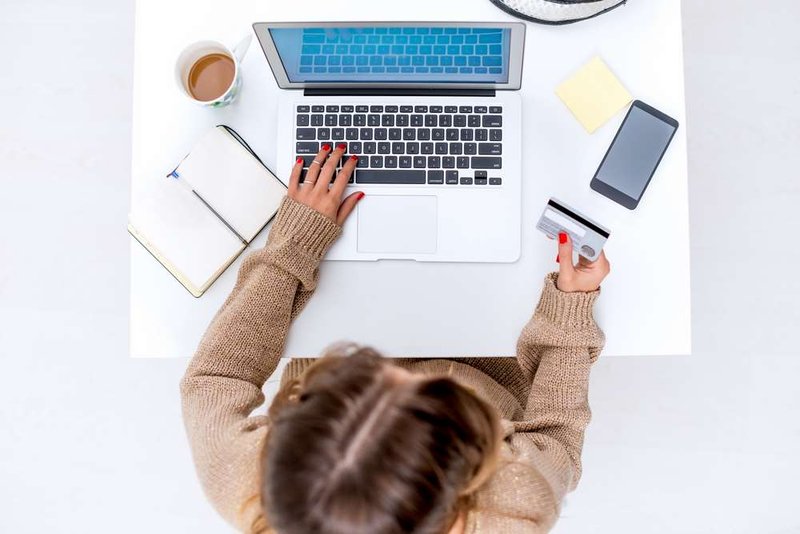 Image for An unexpected silver lining of the Brexit turmoil; the opportunity to make consumers more aware of their payment options when abroad