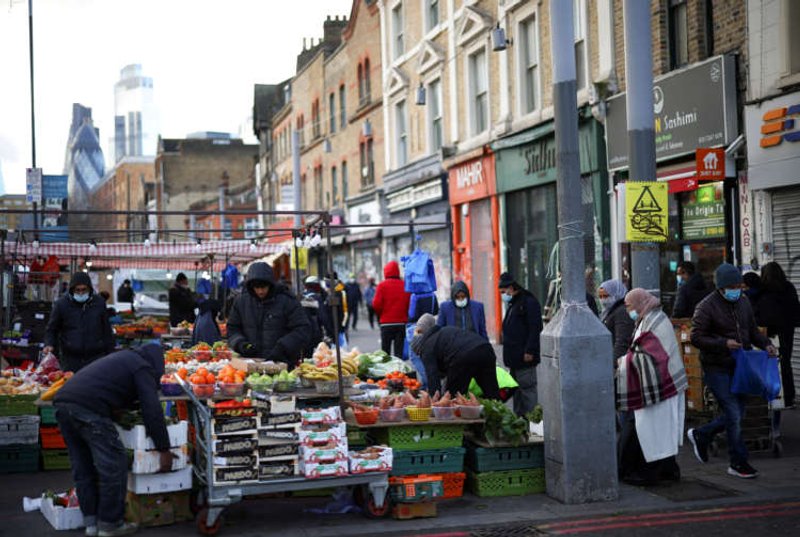 Image for UK retailers cut prices again to counter lockdown hit – BRC