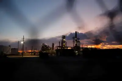 Image for Oil slips for fourth day on Europe demand concern, IEA report