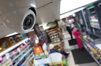 Image for Theft and violence in UK retail soar to record levels, survey shows