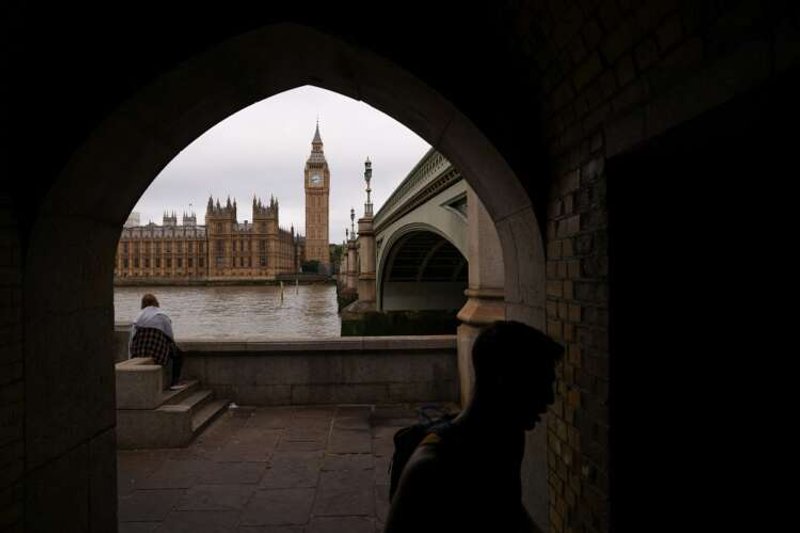 Image for Instant View: Bank of England raises rates by most since 1995