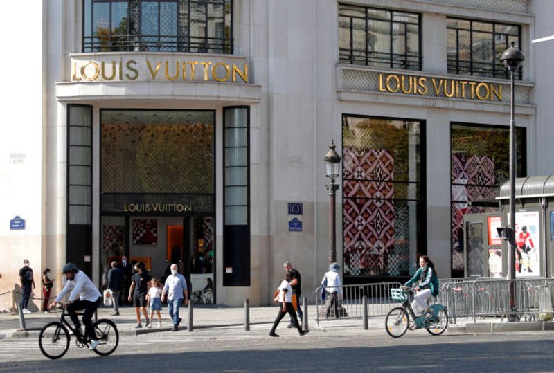 Image for Thriving Louis Vuitton offsets drop in sales at luxury group LVMH
