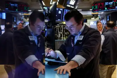 Image for Stocks fall, US yields rise after strong US data