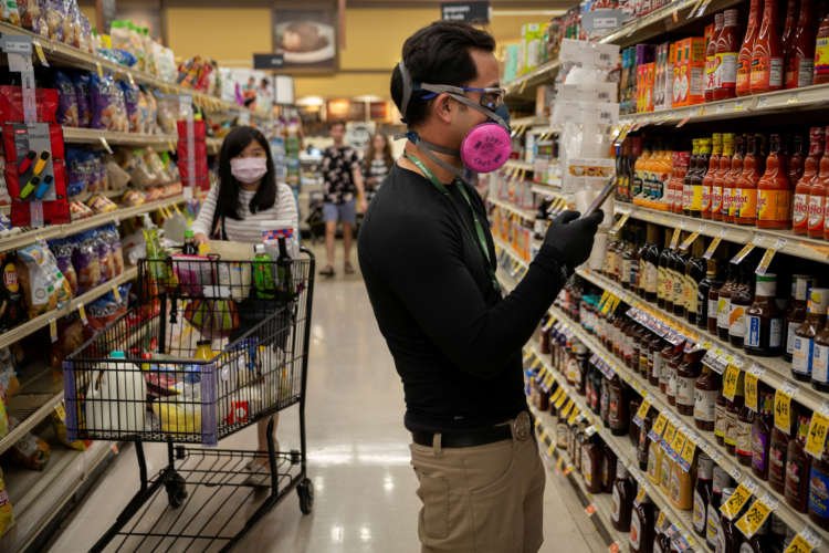 Instacart employee working during the pandemic reflects on U.S. consumer sentiment - Global Banking & Finance Review