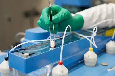 Image for Exclusive-Big hedge funds call on doctors, scientists for an edge on pharma, sources say