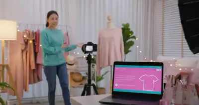 Image for Influencer Marketing in Fashion: Driving Brand Engagement Through Social Media Analytics
