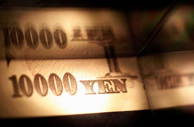 Japanese 10,000 yen note illustrated against a backdrop of currency trends - Global Banking & Finance Review
