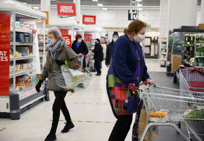 Image for UK shopper numbers edge higher as end of restrictions nears