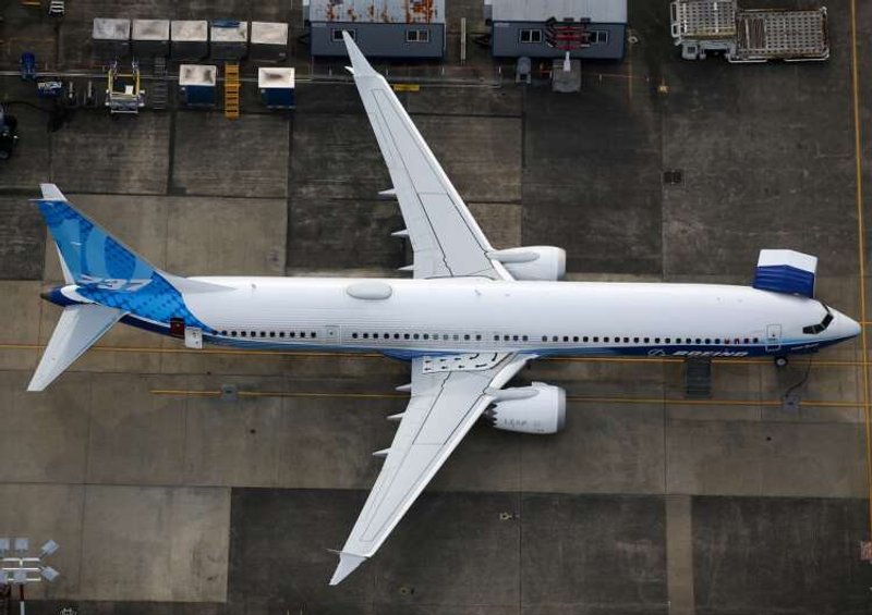 Image for Boeing CEO says planemaker could be forced to cancel 737 MAX 10 -Aviation Week