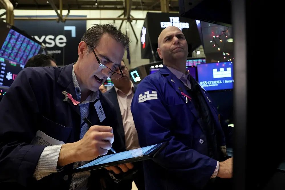 Stock market fluctuations and bond prices discussed in soft landing analysis - Global Banking & Finance Review