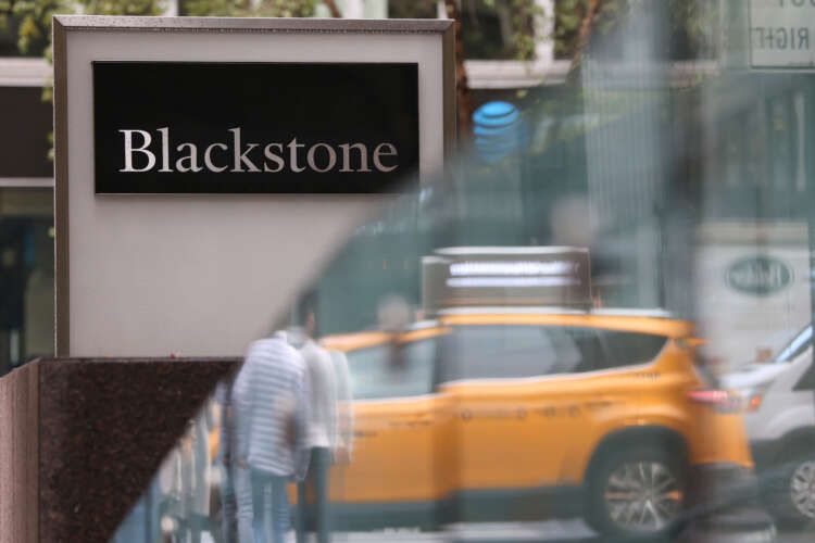 Image for Blackstone offers backstop to lure University of California in redemption-stricken REIT