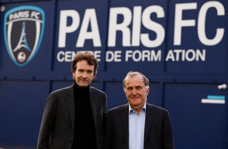 Image for LVMH brands can choose to forge deals with Paris FC soccer club or not, Arnault family says