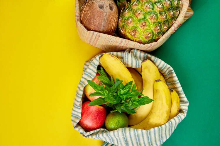 A vibrant field of diverse crops symbolizing regenerative agriculture practices - Global Banking & Finance Review