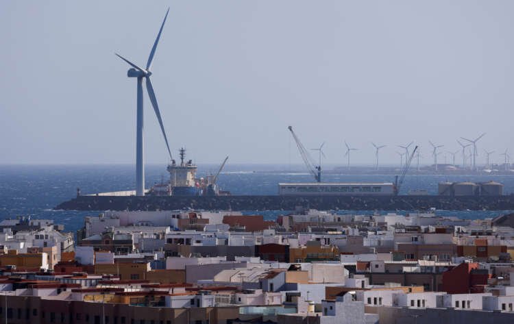 Siemens Gamesa wind turbine showcasing renewable energy innovation - Global Banking & Finance Review