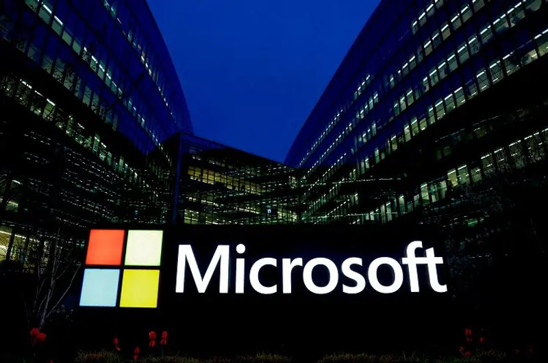 Image for CrowdStrike says significant number of outage-affected devices back up