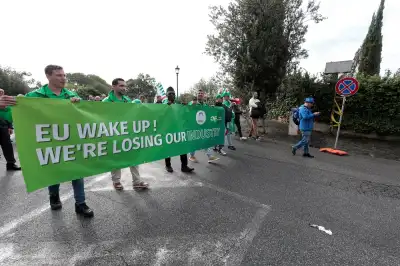 Image for Factbox-Europe’s embattled auto sector plans plant closures and layoffs