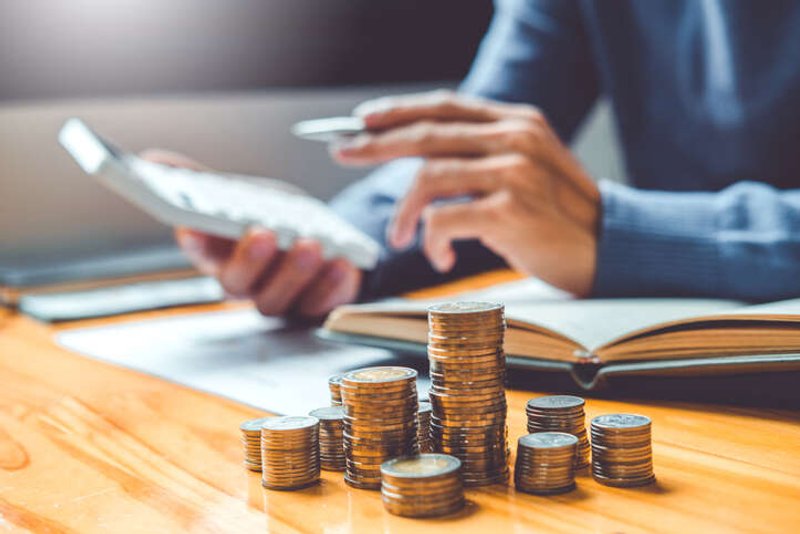 Image for Invest For Independence: The Key to a Brighter Financial Future for Beginners