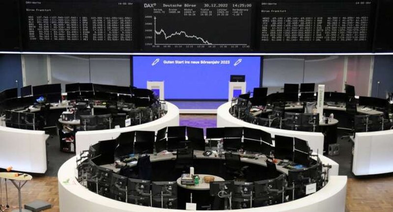 Image for European shares dip as media stocks slide, Fed worries resurface