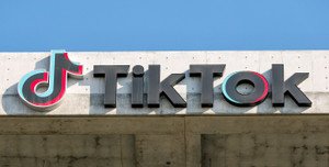 TikTok app logo with a 'service unavailable' message - Global Banking & Finance Review
