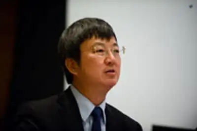 Image for Managing Capital Flows in Emerging Markets