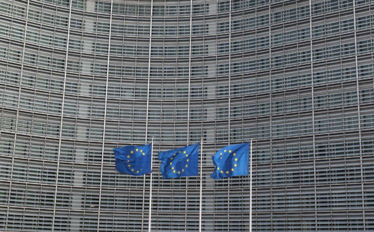 EU rescue funds agreement compatible with EU treaties, ECB’s de Cos says