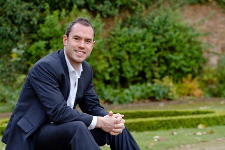 Alex Smith, renowned stock trader, shares insights on growth industries - Global Banking & Finance Review