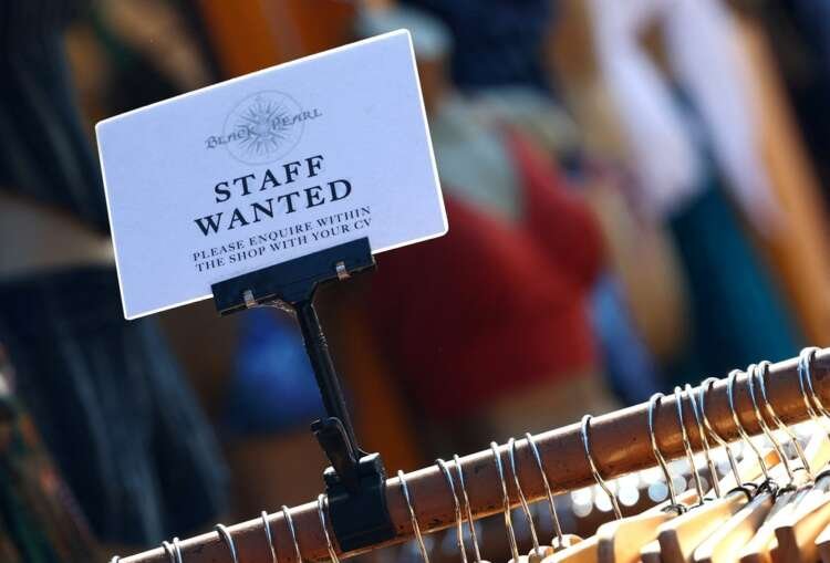 Clothing retail shop seeks workers, reflecting UK job market changes - Global Banking & Finance Review