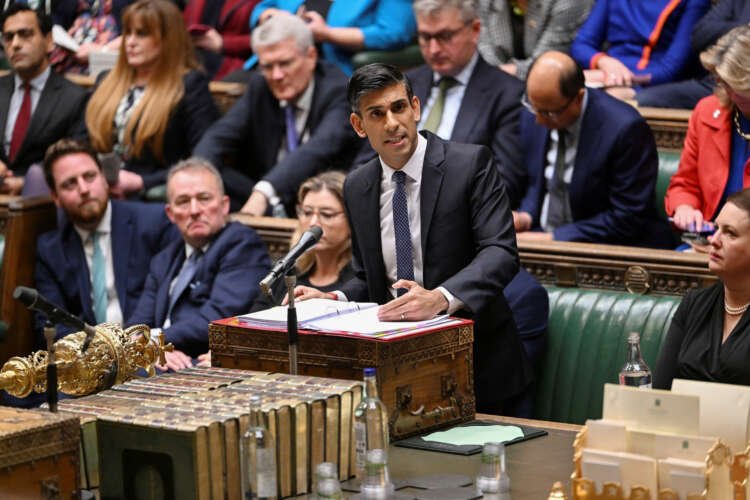 Rishi Sunak addressing parliament about strikes impacting UK lives - Global Banking & Finance Review