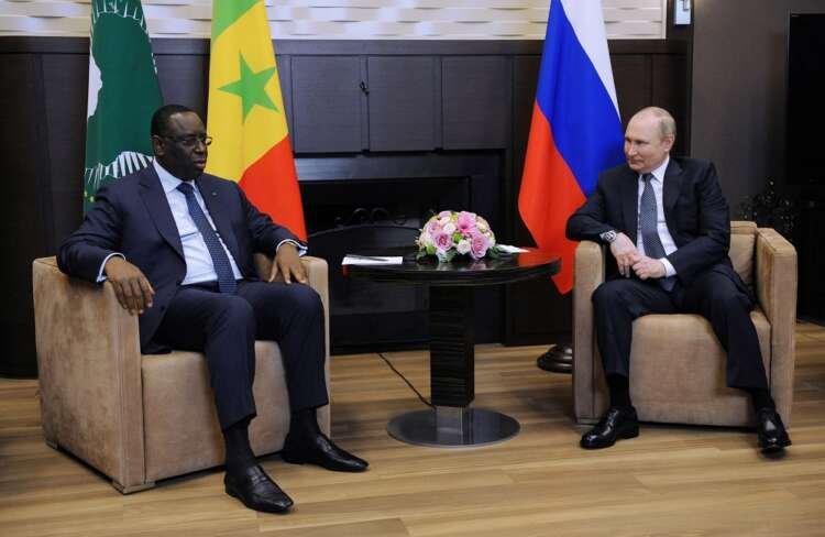 Vladimir Putin and Macky Sall discuss Ukrainian grain exports amid crisis - Global Banking & Finance Review