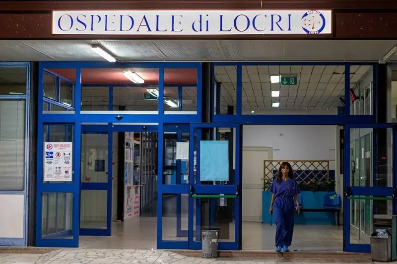 Image for Italian health workers strike over pay, under-investment