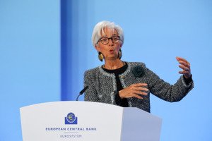 Christine Lagarde critiques Trump's manufacturing strategy at Davos - Global Banking & Finance Review