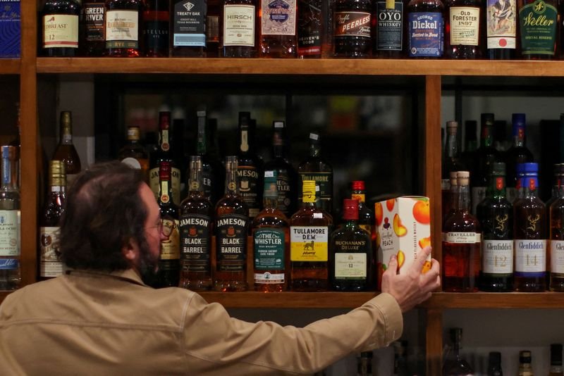 Terry Smith discusses Fundsmith's decision to sell Diageo stake over management issues - Global Banking & Finance Review