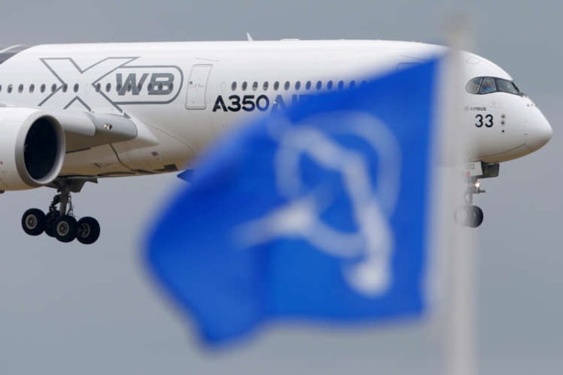 Image for AerCap to buy GE’s aircraft leasing unit in $30 billion deal