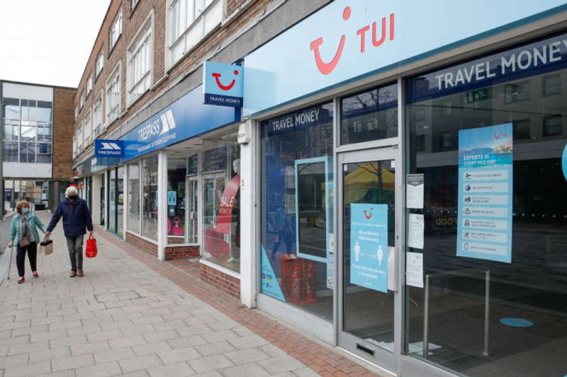 Image for Holiday company TUI to raise up to 400 million euros in bonds