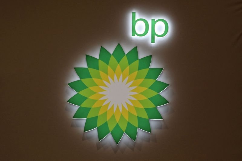 BP CEO Murray Auchincloss discusses strategy reset amid profit decline - Global Banking & Finance Review