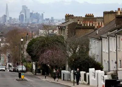 Image for UK homeowners and businesses resilient to high interest rates, BoE says