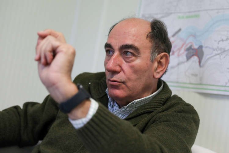 Iberdrola CEO Jose Ignacio Galan discussing energy transition at Daivoes dam - Global Banking & Finance Review
