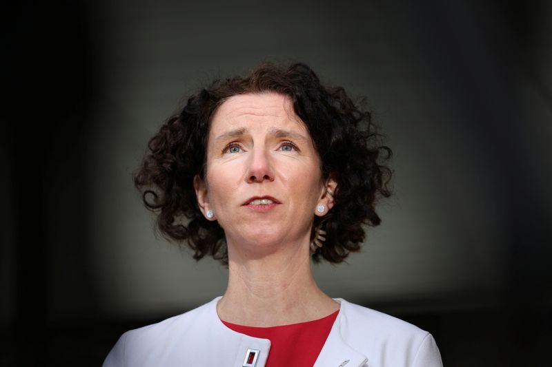 Minister Anneliese Dodds speaks against forced displacement of Palestinians - Global Banking & Finance Review