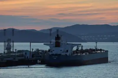 Image for Oil prices remain near four-month highs as markets weigh Russia sanctions impact