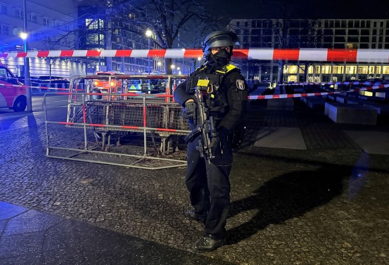 Image for Syrian refugee arrested after Berlin stabbing as Germany prepares to vote